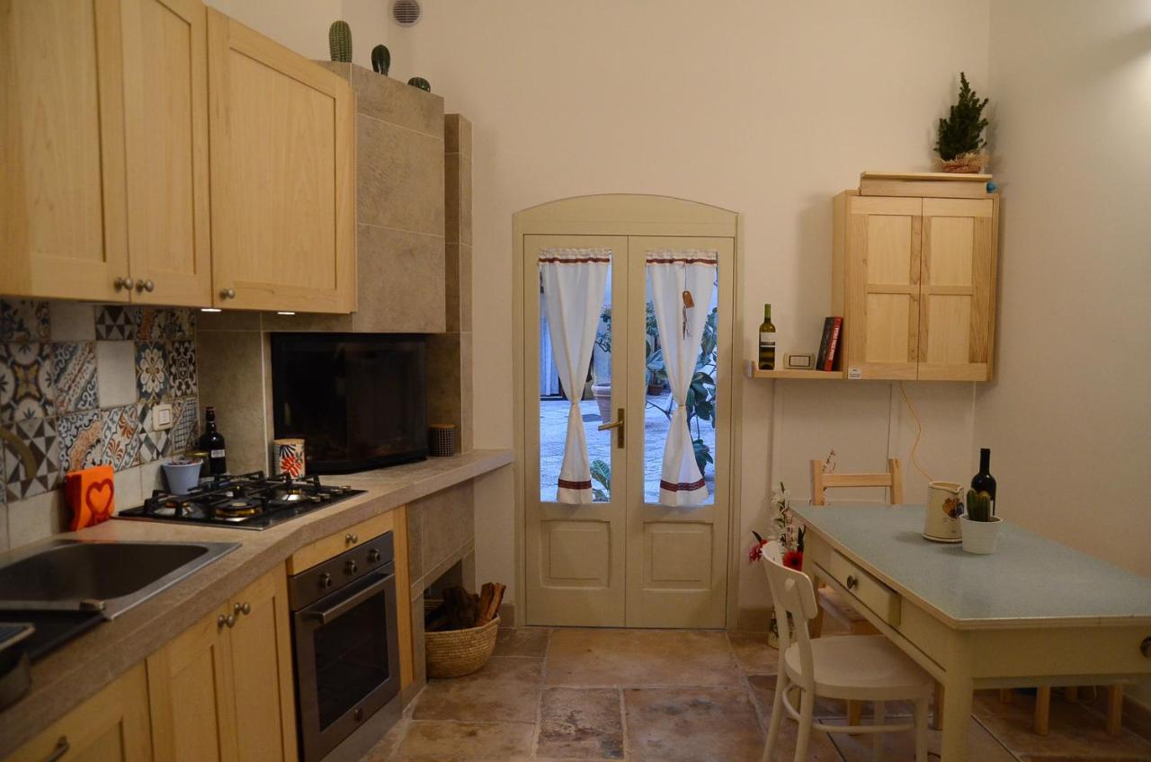 Bed and Breakfast Casa Zia Cecchina Bari Esterno foto