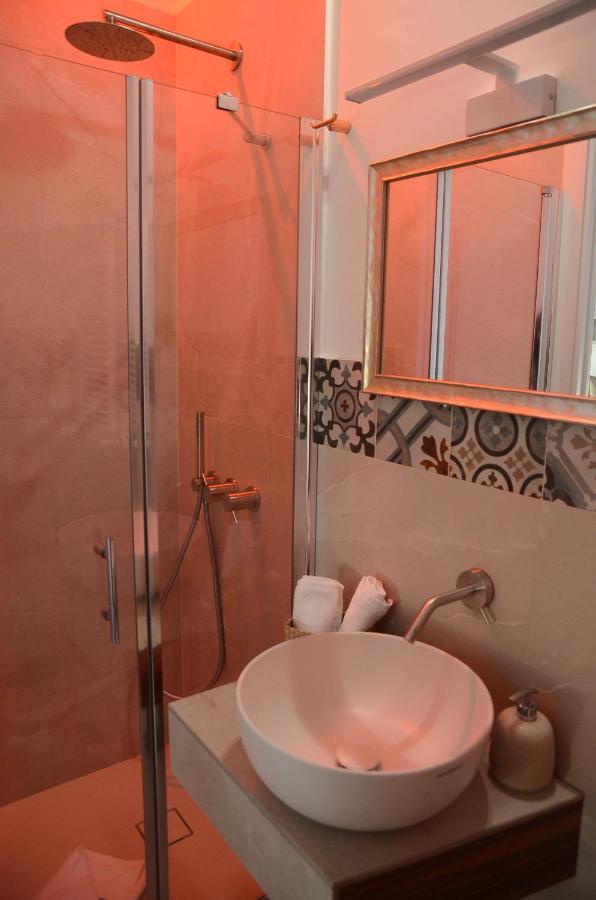 Bed and Breakfast Casa Zia Cecchina Bari Esterno foto