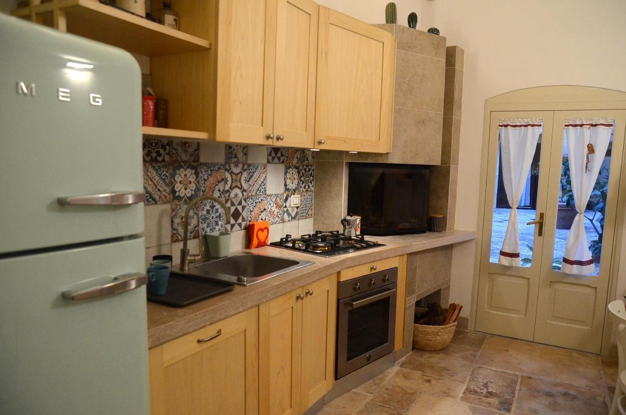 Bed and Breakfast Casa Zia Cecchina Bari Esterno foto
